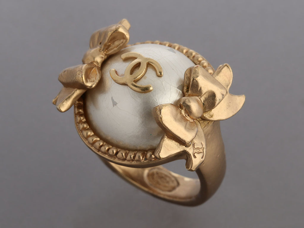 Chanel Pearl Bow Ring