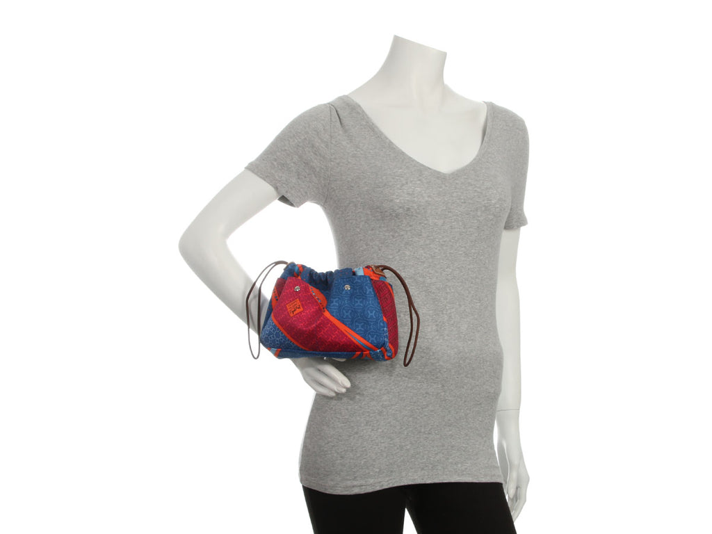 Hermès Multicolor Silk Carré en Cravates Fourbi 20 Insert