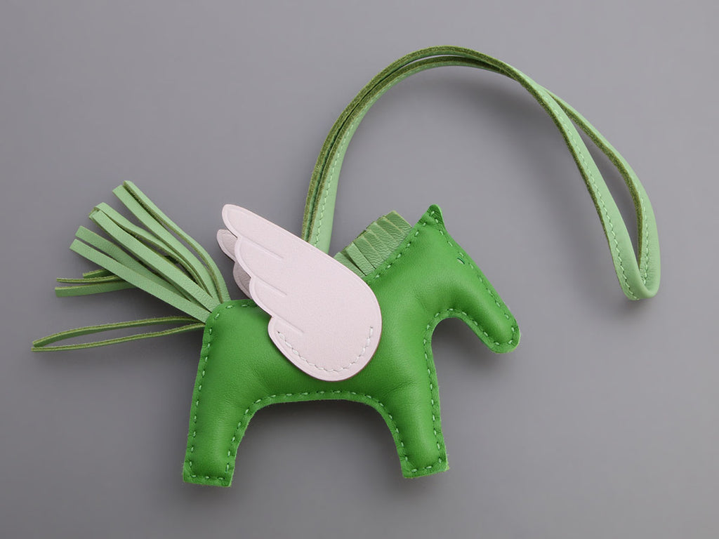 Hermès Vert Yucca Lambskin Rodeo Pégase PM