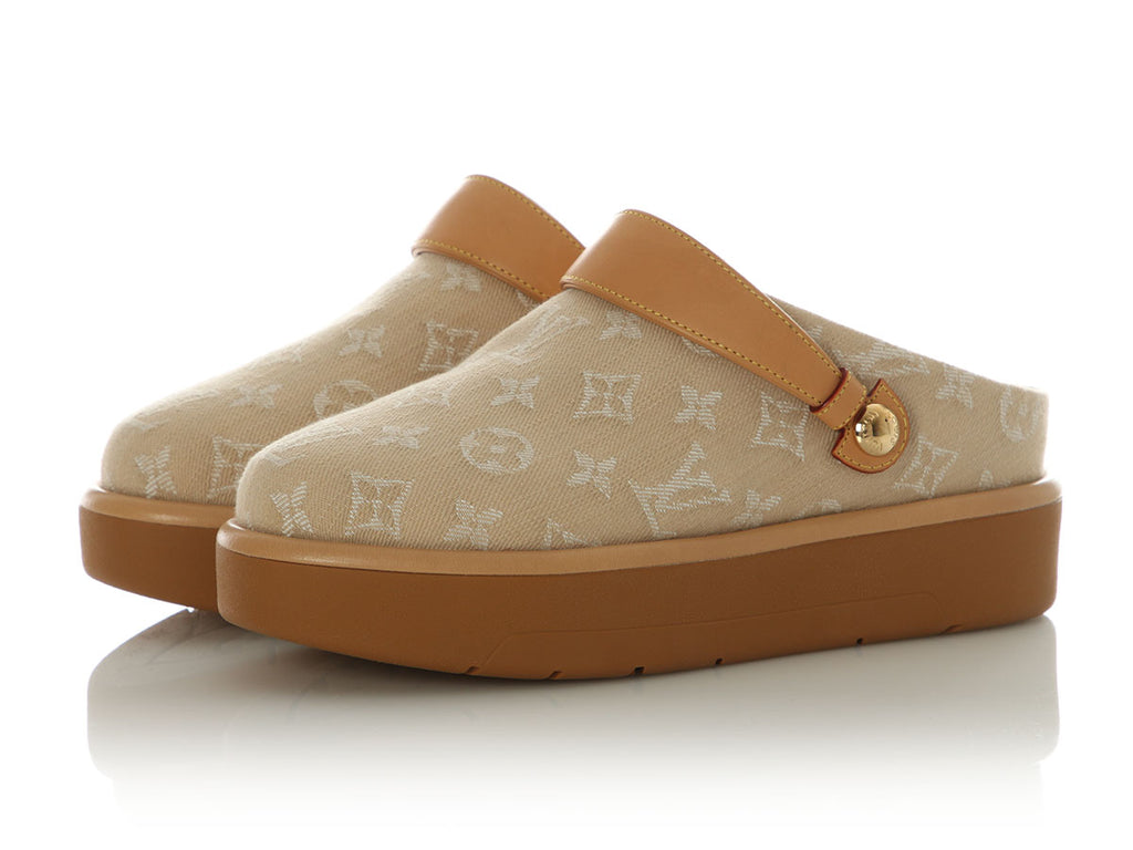 Louis Vuitton Beige Aspen Platform Closed Mules