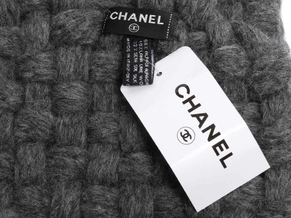 Chanel Dark Gray Métiers d'Art Scarf