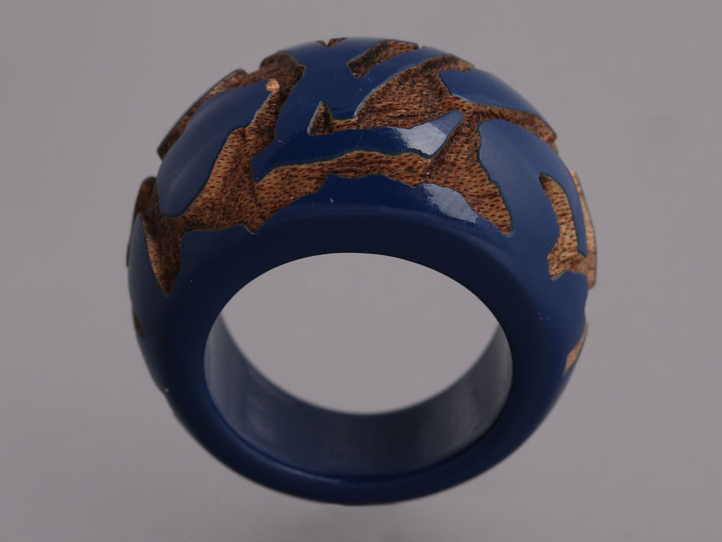 Louis Vuitton Navy Leo Monogram Lacquered Wood Ring