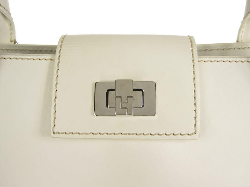 Lambertson-Truex White Leather Shoulder Bag